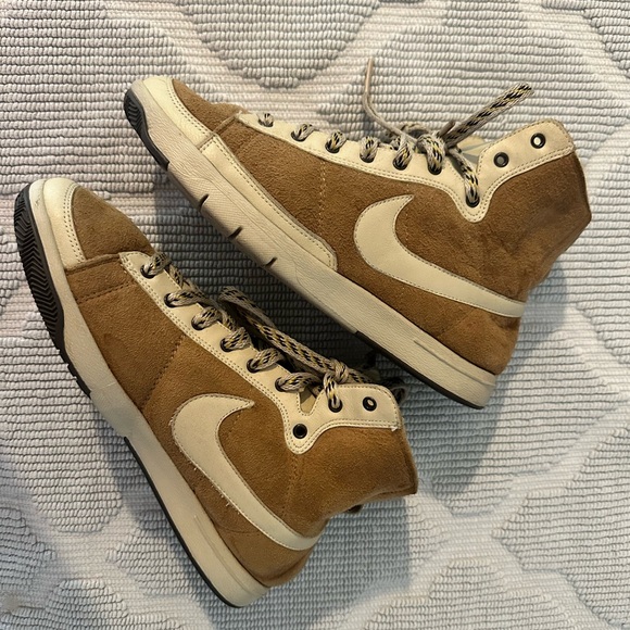 Nike High-Top Sneakers in Tan and Cream - Picture 1 of 7